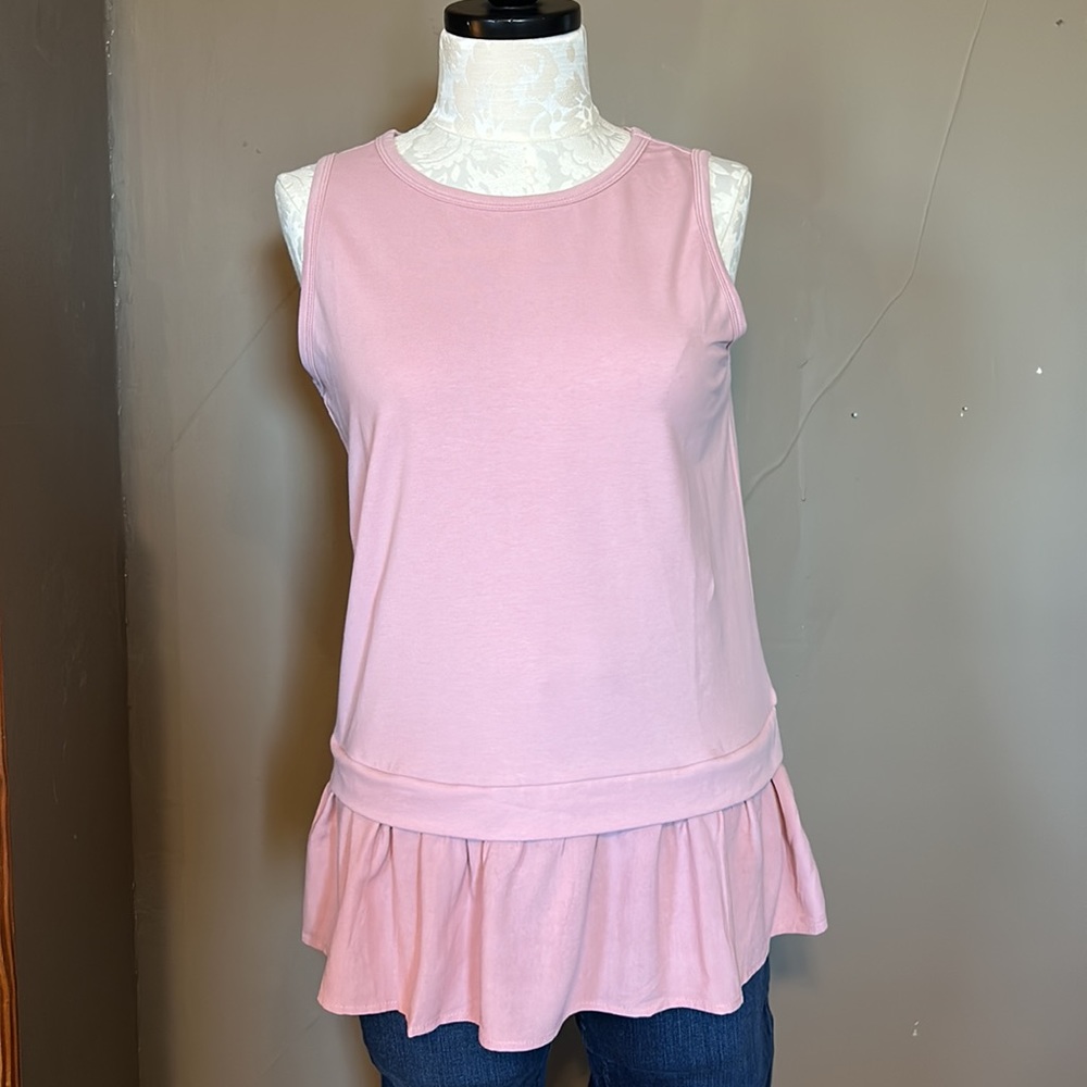 Rose Ruffle Bottom Tank - Picture 2 of 9